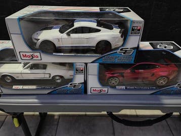 Maisto 1:18 - Model sportwagen (3) - 1968 Ford Mustang GT, Nieuw