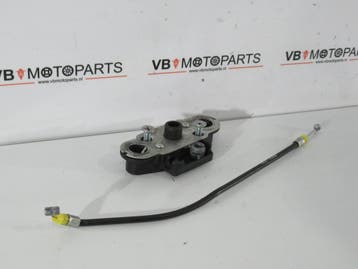 Suzuki GSX-R 750 Sluiting slot zadel, Motoren, Ophalen of Verzenden, Nieuw
