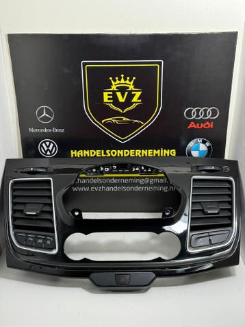 Ford Transit Custom 2023 dashboard deel/dashboard sierlijst, Auto-onderdelen, Dashboard en Schakelaars, Gebruikt, Ford
