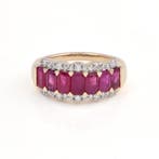 Ring - 14 karaat Geel goud - 2.71ct. tw. Robijn - Diamant, Nieuw