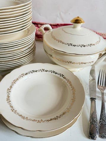 Villeroy & Boch - Eetservies (42) - Table service- Classic