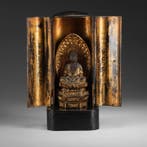 Zwarte Zushi met verguld Amida Nyôrai Boeddha - Hout, lak,