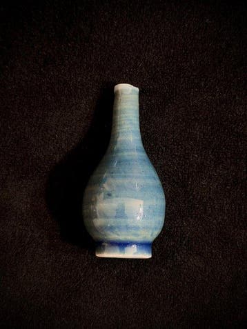 Vaas, in uitstekende staat - Porselein - China - Kangxi