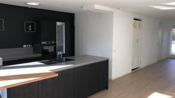 Te huur: Studio Koningin Julianalaan in Voorschoten, Voorschoten, Zuid-Holland