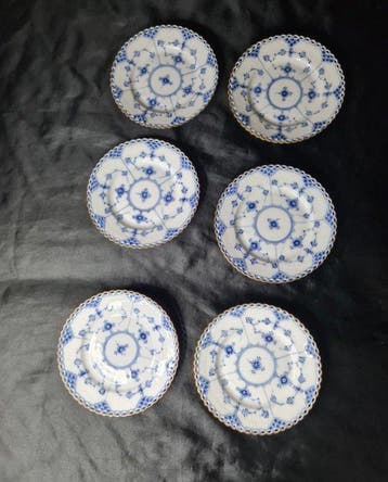 Royal Copenhagen - Arnold Krog - Bord (6) - Porselein -
