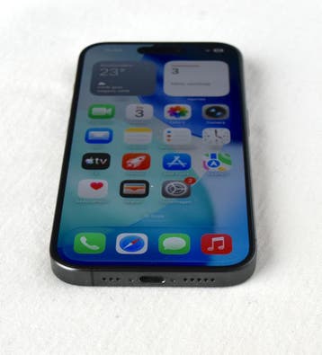 iPhone 15 Pro, 128GB Zwart Titanium: batterij 100%, garantie, 128 GB, Verzenden, Zwart, Zo goed als nieuw