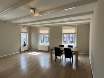 Te huur: Appartement Dorpsstraat in Ouderkerk aan de Amstel, Noord-Holland, Ouderkerk aan de Amstel, Appartement