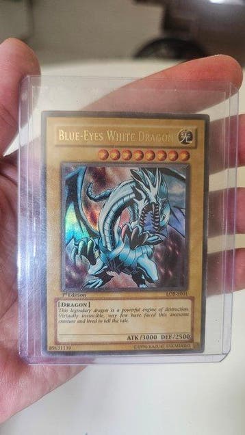 Konami - 1 Card - Yu-Gi-Oh! - Blue-Eyes White Dragon LOB-001, Nieuw