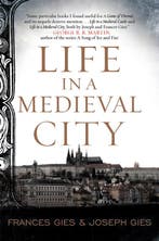 9780062415189 Life In A Medieval City Frances Gies, Boeken, Verzenden, Nieuw, Frances Gies