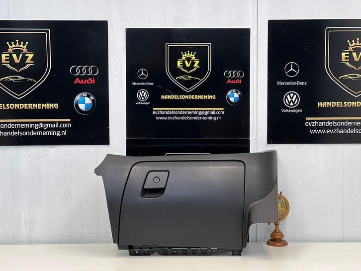 Opel Combo dashboard kast bj.2016 Artnr. 735471273, Auto-onderdelen, Dashboard en Schakelaars, Gebruikt, Opel