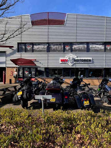 Harley Davidson-showroom-groot voorraad garantie en service, Motoren, Motoren | Harley-Davidson, 2 cilinders, Meer dan 35 kW, Toermotor