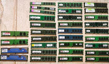 Collection of 32 Vintage DIMM DDR2 RAM memory modules for, Nieuw