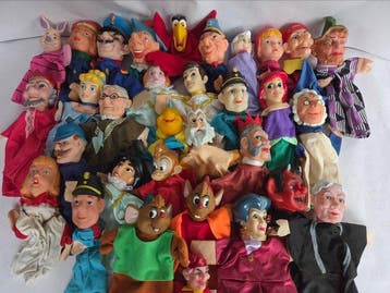 Diverse merken o.a Disney - Speelgoed figuur - 1980-1990 -, Nieuw