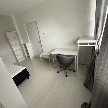 Kamer gevonden in of bij Weesp, Huizen en Kamers, 20 tot 35 m²