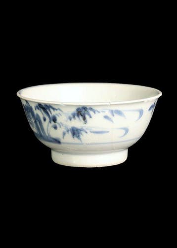 Oud-Chinees Blauw-wit porselein Tek Sing Bowl met pioen