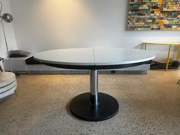 Belform - Alfred Hendrickx - Eettafel - marmeren voet(