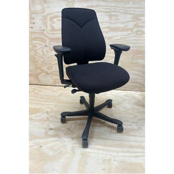 (MDK-107358) Kinnarps 6000 bureaustoel – Ergonomisch &; C., Ophalen of Verzenden, In hoogte verstelbaar, Gebruikt