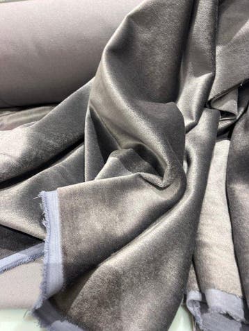 Fluweel wol mohair en zijde 900 x 140 - Meubelstof - 900 cm