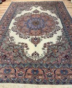 Ladik - Vloerkleed - 3.03 m - 2.08 m - Bloemig, Nieuw
