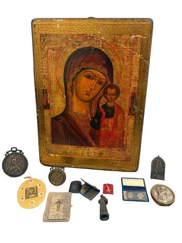 Set van 11 religieuze voorwerpen (11) - Divers - 1990-2000