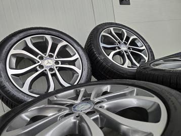 Mercedes C Klasse 18inch velgen NIEUWE winterbanden breedset, Auto-onderdelen, Banden en Velgen, Banden en Velgen, Nieuw, 17 inch