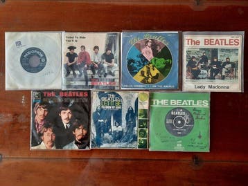 Beatles - 7 x Early Beatle singles from Italia and, Nieuw in verpakking