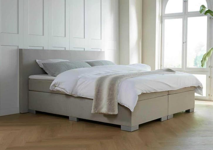 ACTIE! Boxspring Milano 140 200 Beige, Huis en Inrichting, Slaapkamer | Boxsprings, 140 cm, 200 cm, Beige, Twijfelaar, Nieuw, Verzenden