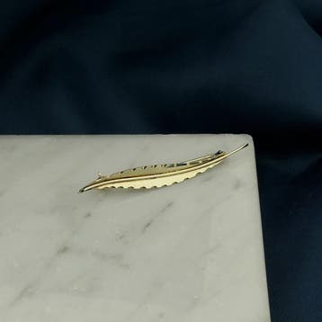 Vintage gouden broche van een veer, Ophalen of Verzenden, Gebruikt, Overige kleuren, Goud