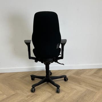 Kinnarps ergonomische bureaustoel , zwart, Gebruikt, Zwart, Ophalen of Verzenden, Bureaustoel