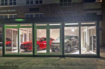 Winkelruimte/verkoop unit/kantoorunit te koop/te huur!