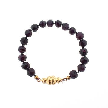 Antieke granaatkralen armband met gouden siersluiting, Gebruikt, Ophalen of Verzenden, Met edelsteen, Goud