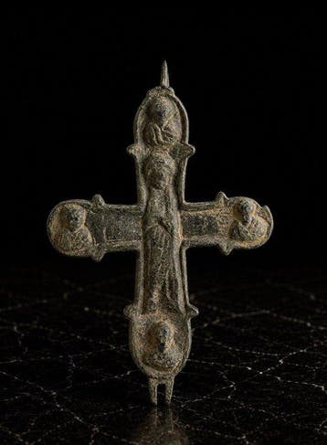 Byzantijns Brons Reliekkruis (Enkolpion) met orthodoxe