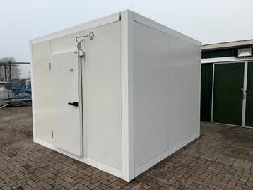 Vriescel 328 x 328 x 268 cm, Nieuw in verpakking, Koelen en Vriezen
