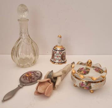 Collectie van memorabilia - Vintage Europees Boudoir &