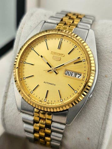 Seiko - Seiko 5 Date-Just Syle - Zonder minimumprijs -