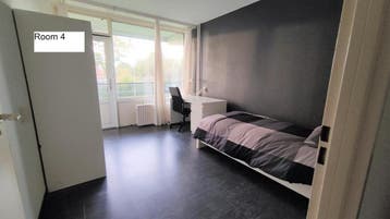 Kamer te huur in Capelle Aan Den IJssel - 12 m² - 1 kamer(s), Rotterdam