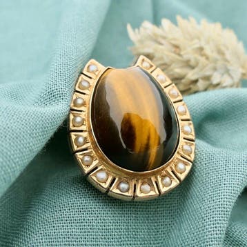 Gouden broche met tijgeroog en parels, Sieraden, Tassen en Uiterlijk, Broches, Gebruikt, Ophalen of Verzenden, Met edelsteen, Goud