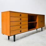 Dressoir - Walnoot - Mid-Century sideboard uit de jaren