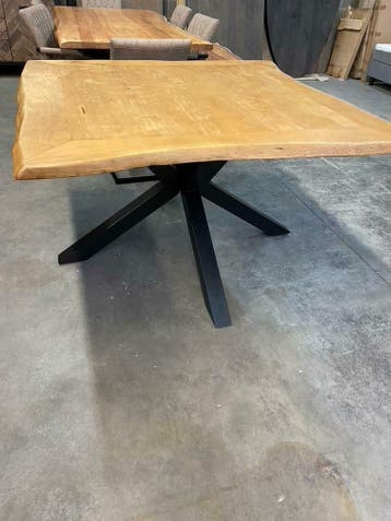 Soria eettafel vierkant, Tower Living (nieuw, A-keuze), Huis en Inrichting, Tafels | Eettafels, Nieuw, Overige houtsoorten