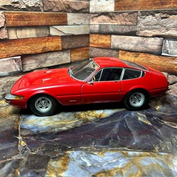 Kyosho 1:18 - Modelauto - Ferrari 365 GTB/4 Daytona, Nieuw