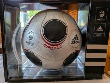Voetbal Europees kampioenschap - Voetbal, Nieuw