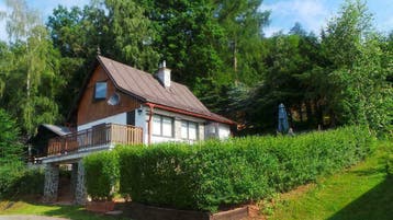 5pers. vakantiehuis Tsjechië aan Reuzengebergte en meer, 2 slaapkamers, Internet, In bos, Reuzengebergte