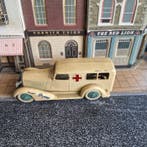 Tootsietoy 1:43 - Modelauto - Ambulance - Ziekenwagen, Nieuw