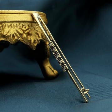 Gouden Art-deco broche met diamant; 0,10 ct., Gebruikt, Ophalen of Verzenden, Met edelsteen, Goud