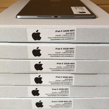 Voordeelbundel Apple iPad 5 32GB zwart Wifi (4G) + garan..., Computers en Software, Apple iPads, Nieuw
