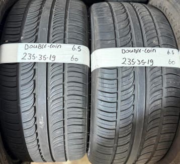 2x 235-35-19 Double-Coin Zomer 2x6.5mm €60 PerBand 235 35 19, Gebruikt, 235 mm, Band(en), Personenwagen