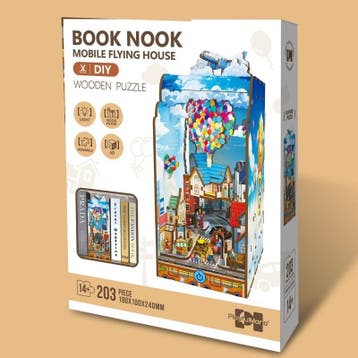 PlayfulMario BookNook Mobile Flying House met verlichting..., Verzenden, Nieuw