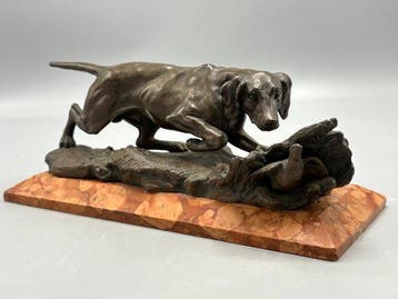 Carl Kauba (1865-1922) - sculptuur, Hunting dog - 8 cm -, Antiek en Kunst