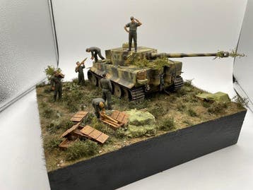 Tamiya - Diorama Tiger I - 1940-1950 - Duitsland, Nieuw