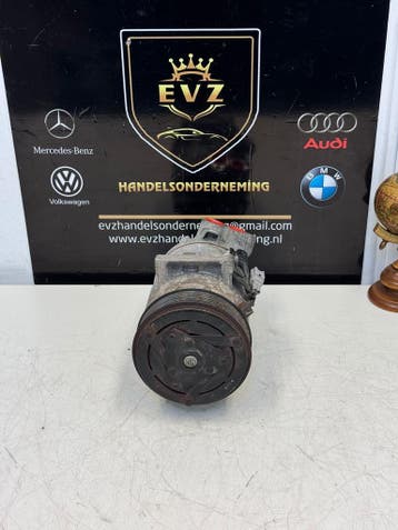 Renault Clio IV 1.2 bj.2017 airco pomp art.926000734R, Gebruikt, Renault
